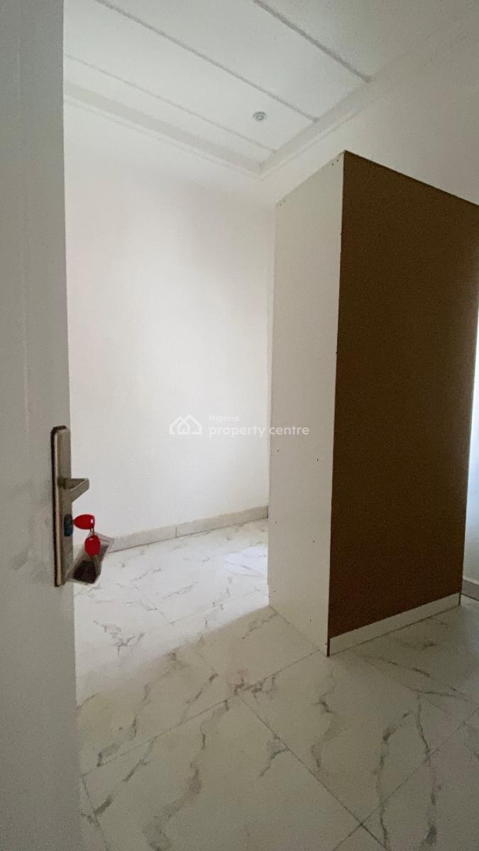 Neatly Built 2 Bedroom Flat, Dawaki, Gwarinpa, Abuja, Flat / Apartment for Rent