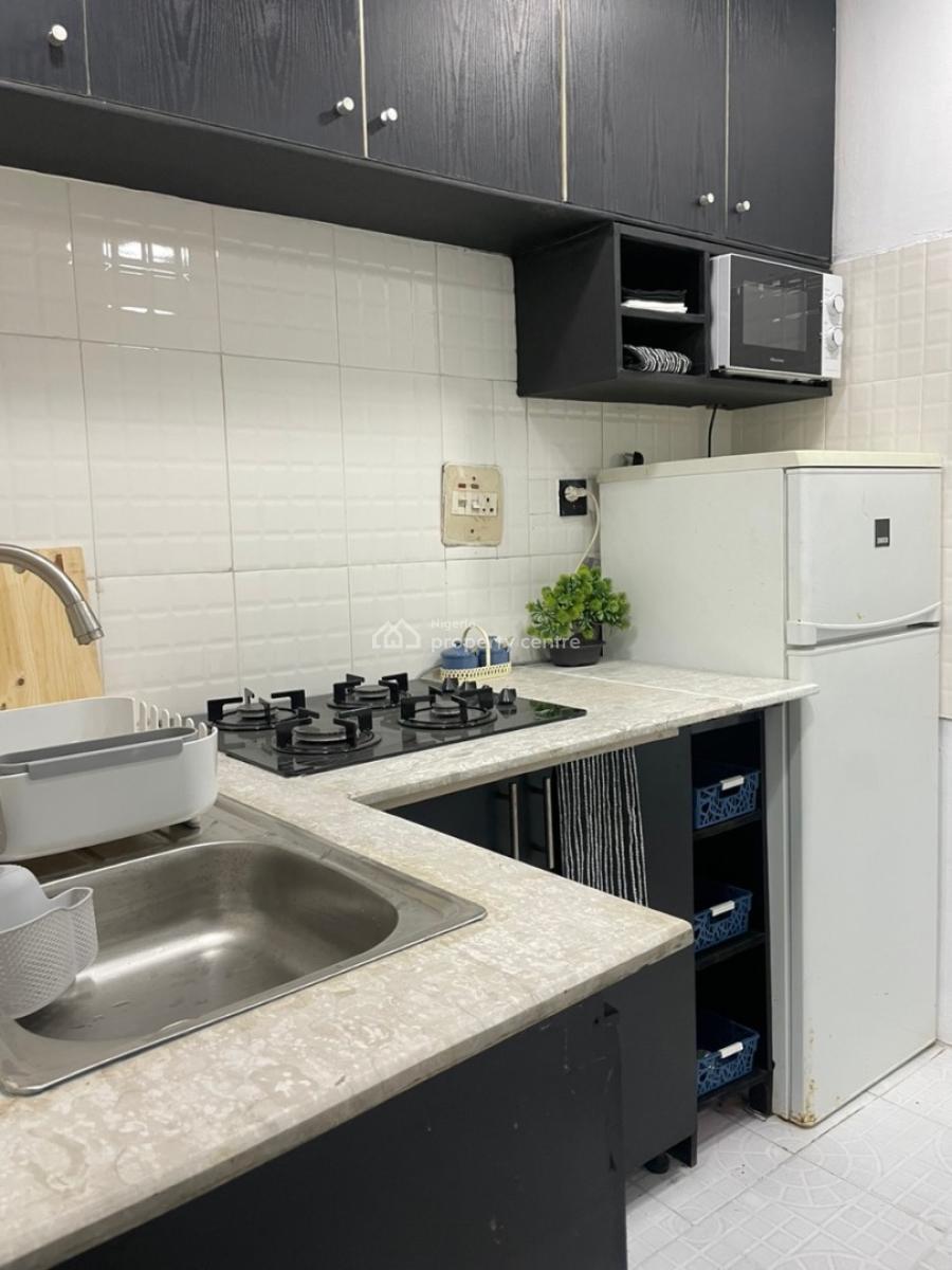 Furnished 3 Bedroom Apartment at Abraham Adesanya Estate, Ajah, Lagos, Flat / Apartment for Rent
