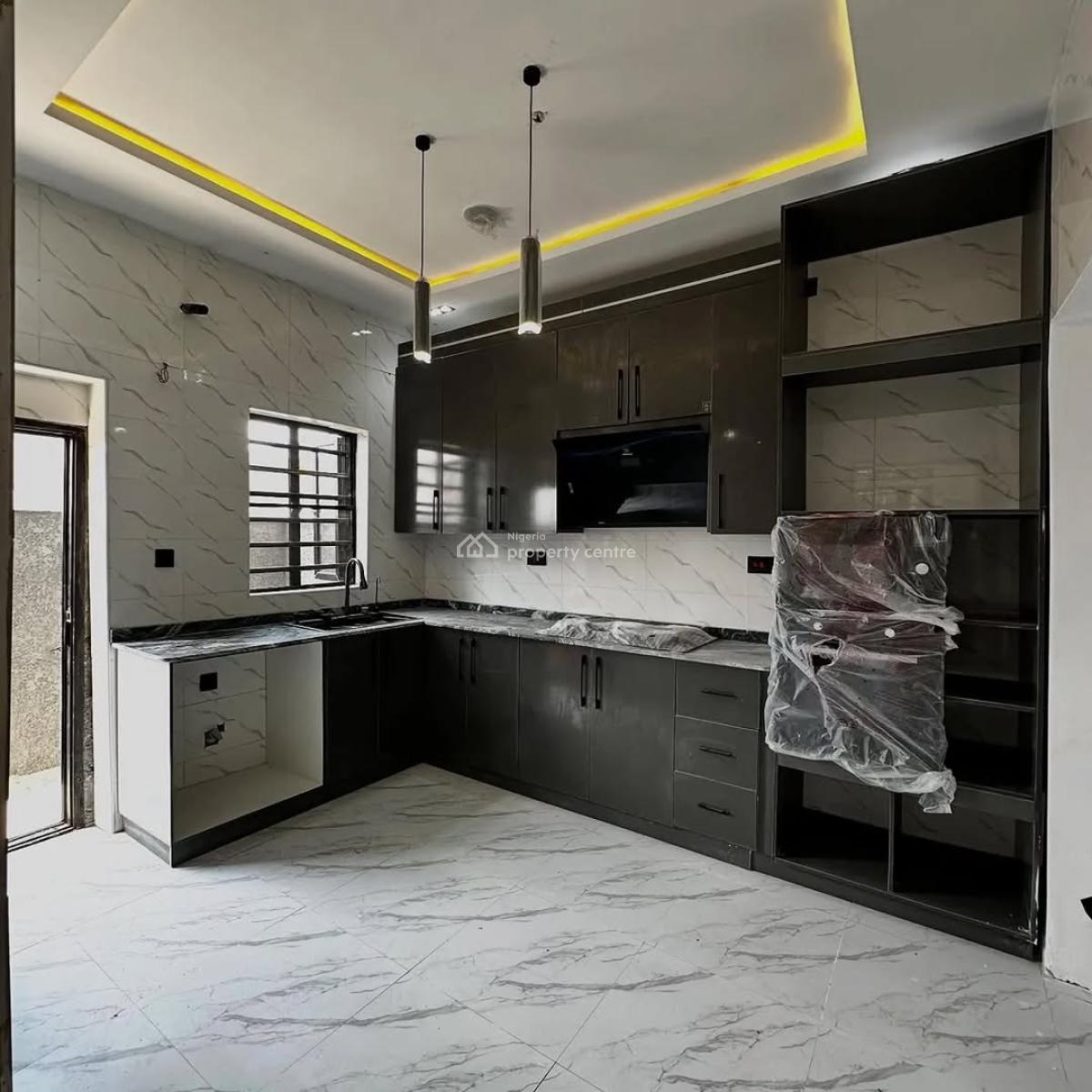 3 Bedroom Terrace Duplex with Bq, Ikota, Lekki, Lagos, Terraced Duplex for Sale