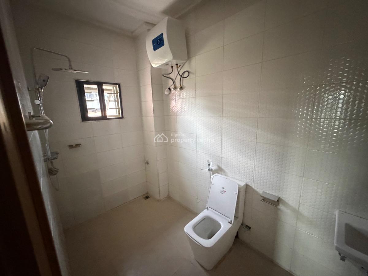 Standard 3 Bedroom Apartment, Gilmore Jahi, Jahi, Abuja, Flat / Apartment for Rent