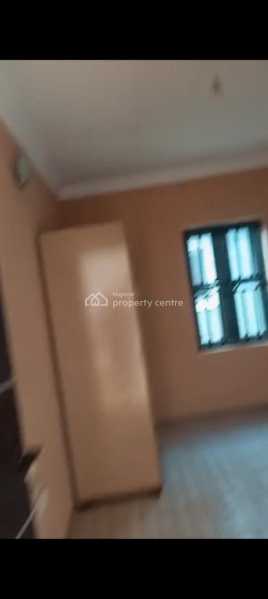 2 Bedroom Flat, Eleshin Area, Ikorodu, Lagos, Flat / Apartment for Rent