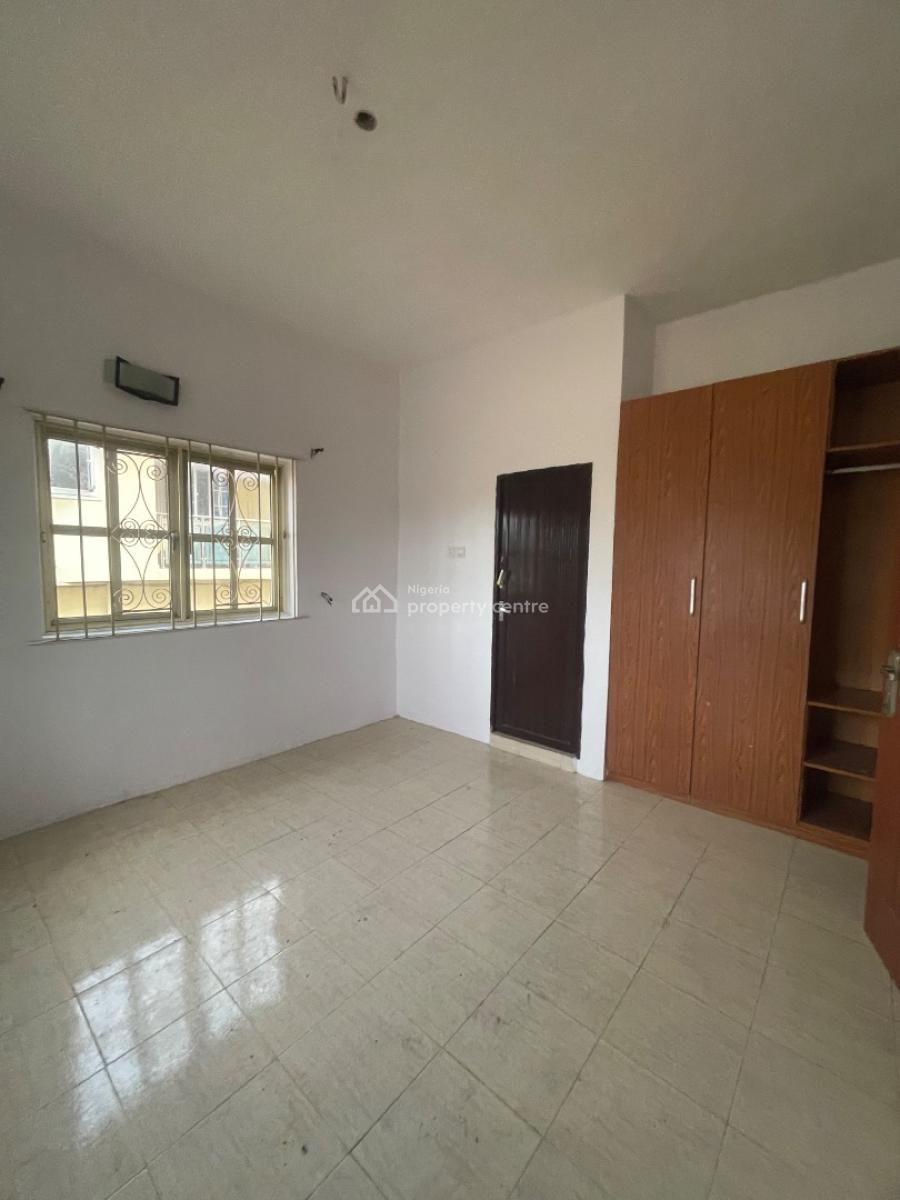 3 Bedroom Flat in a Decent Estate, Majek Bus Stop, Sangotedo, Ajah, Lagos, Flat / Apartment for Rent