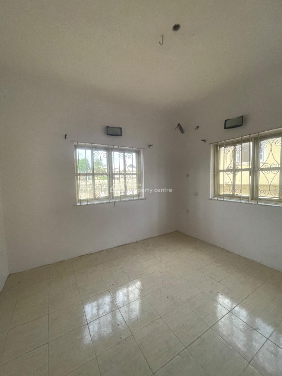 3 Bedroom Flat in a Decent Estate, Majek Bus Stop, Sangotedo, Ajah, Lagos, Flat / Apartment for Rent