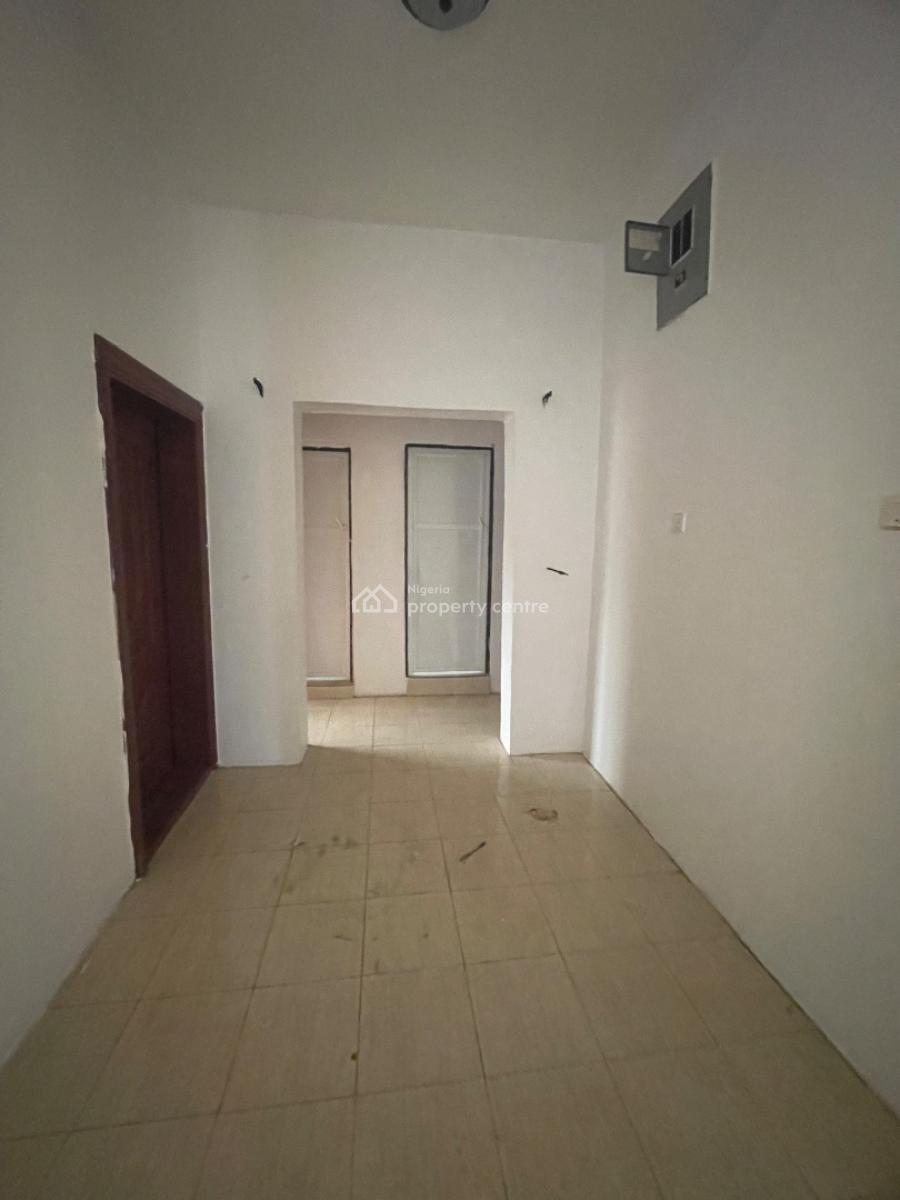 3 Bedroom Flat in a Decent Estate, Majek Bus Stop, Sangotedo, Ajah, Lagos, Flat / Apartment for Rent