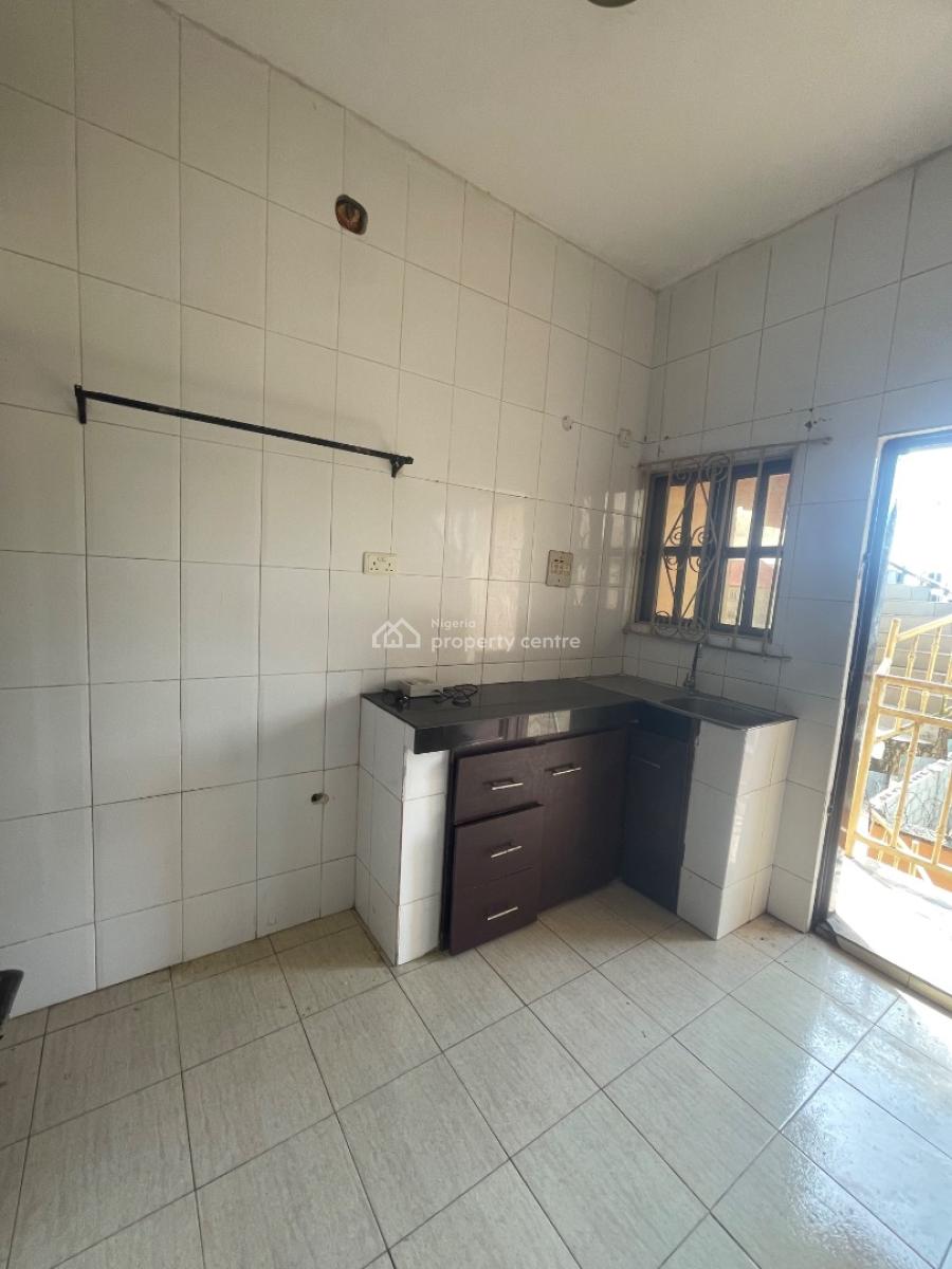 3 Bedroom Flat in a Decent Estate, Majek Bus Stop, Sangotedo, Ajah, Lagos, Flat / Apartment for Rent