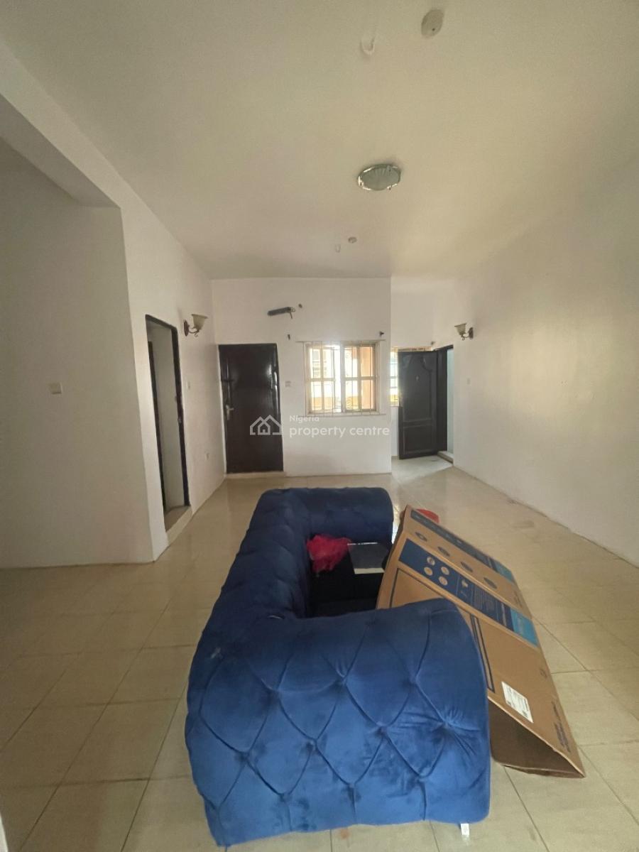 3 Bedroom Flat in a Decent Estate, Majek Bus Stop, Sangotedo, Ajah, Lagos, Flat / Apartment for Rent