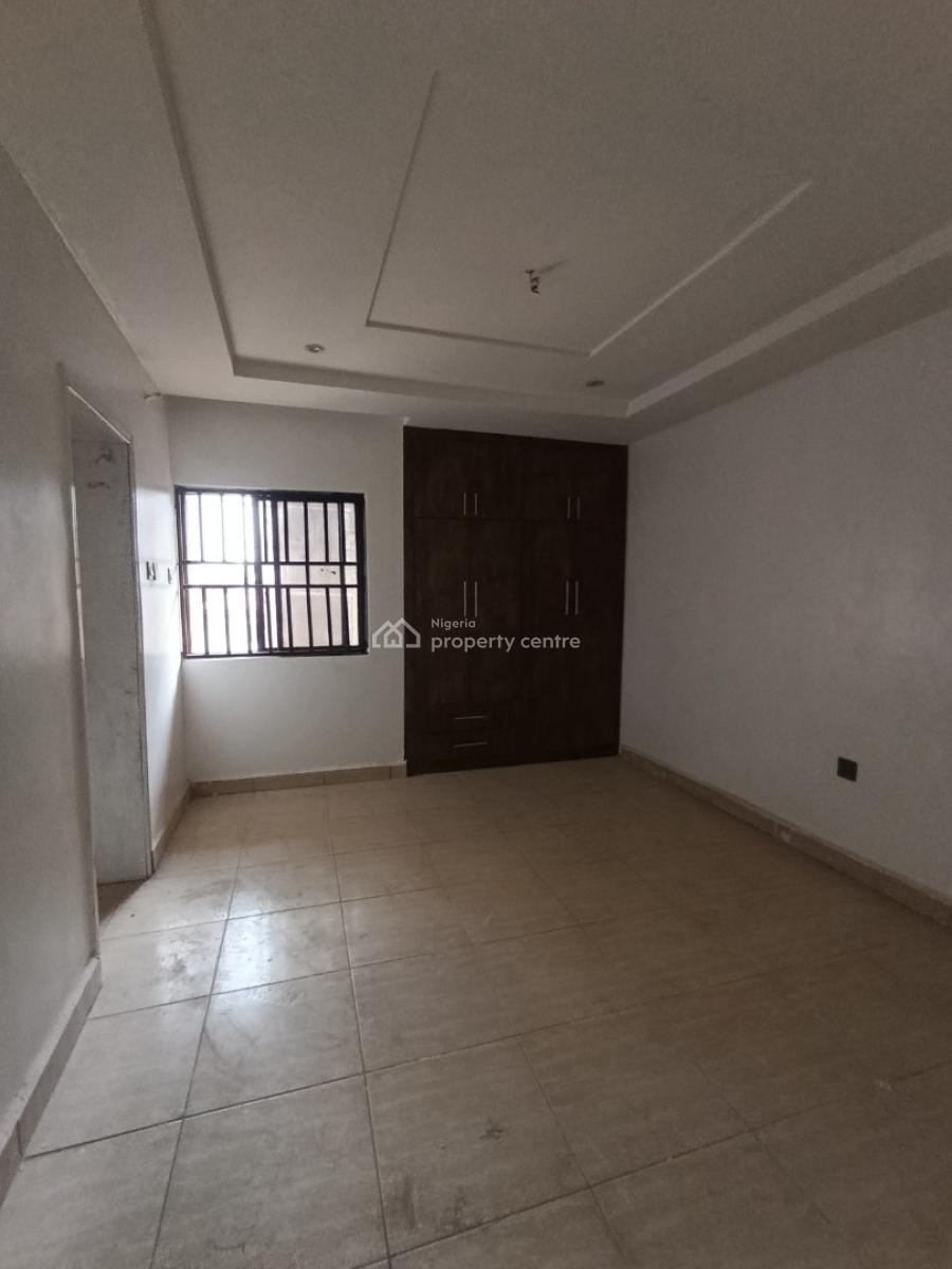 Well Renovated 3bedroom Flat @ Jabi, Very Nice Neighbourhood, Jabi, Abuja, Flat / Apartment for Rent