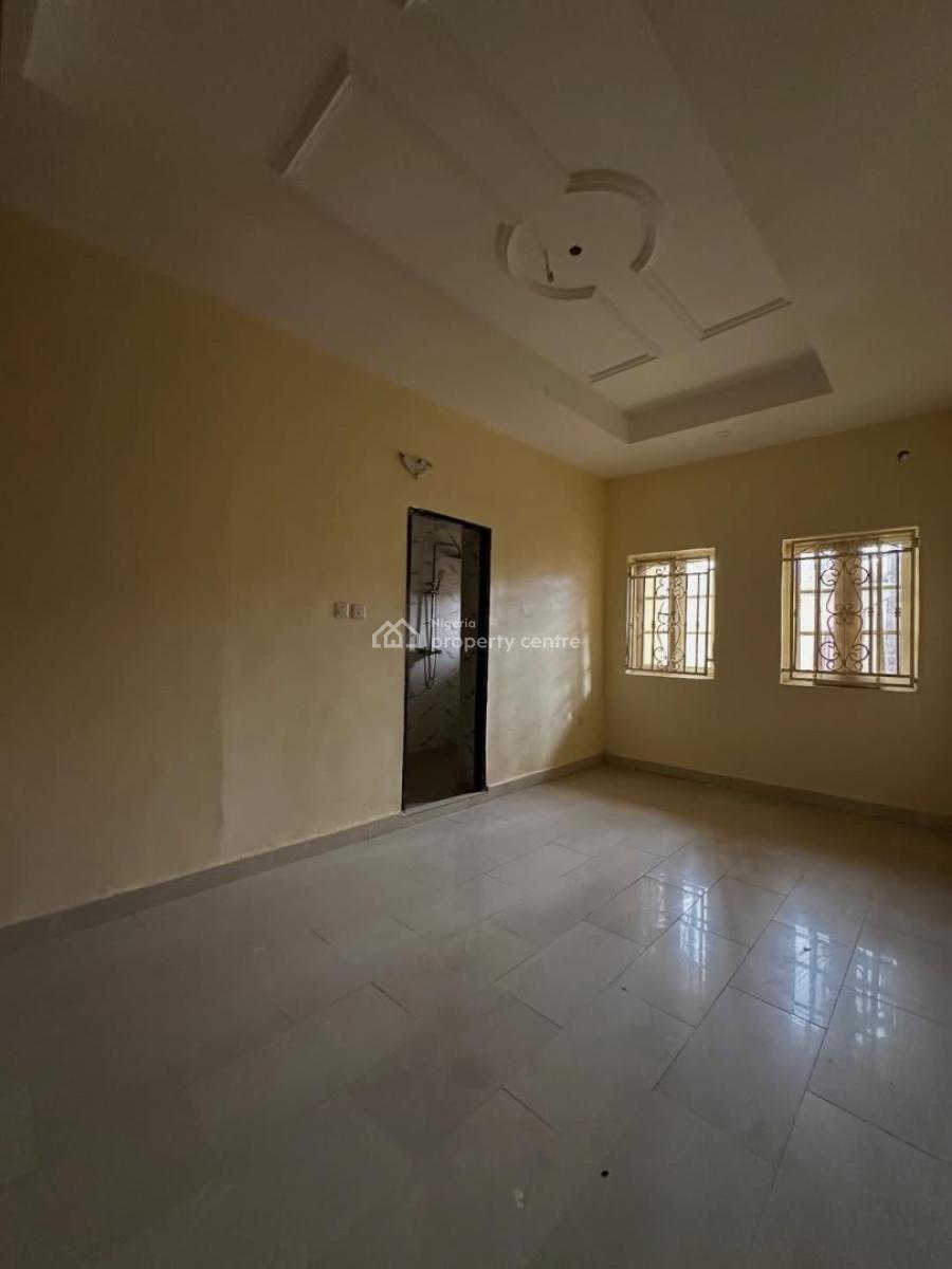New 4 Units of 3 Bedroom Apartment + 2 Units of Selfcontained, Mabushi, Abuja, Block of Flats for Sale