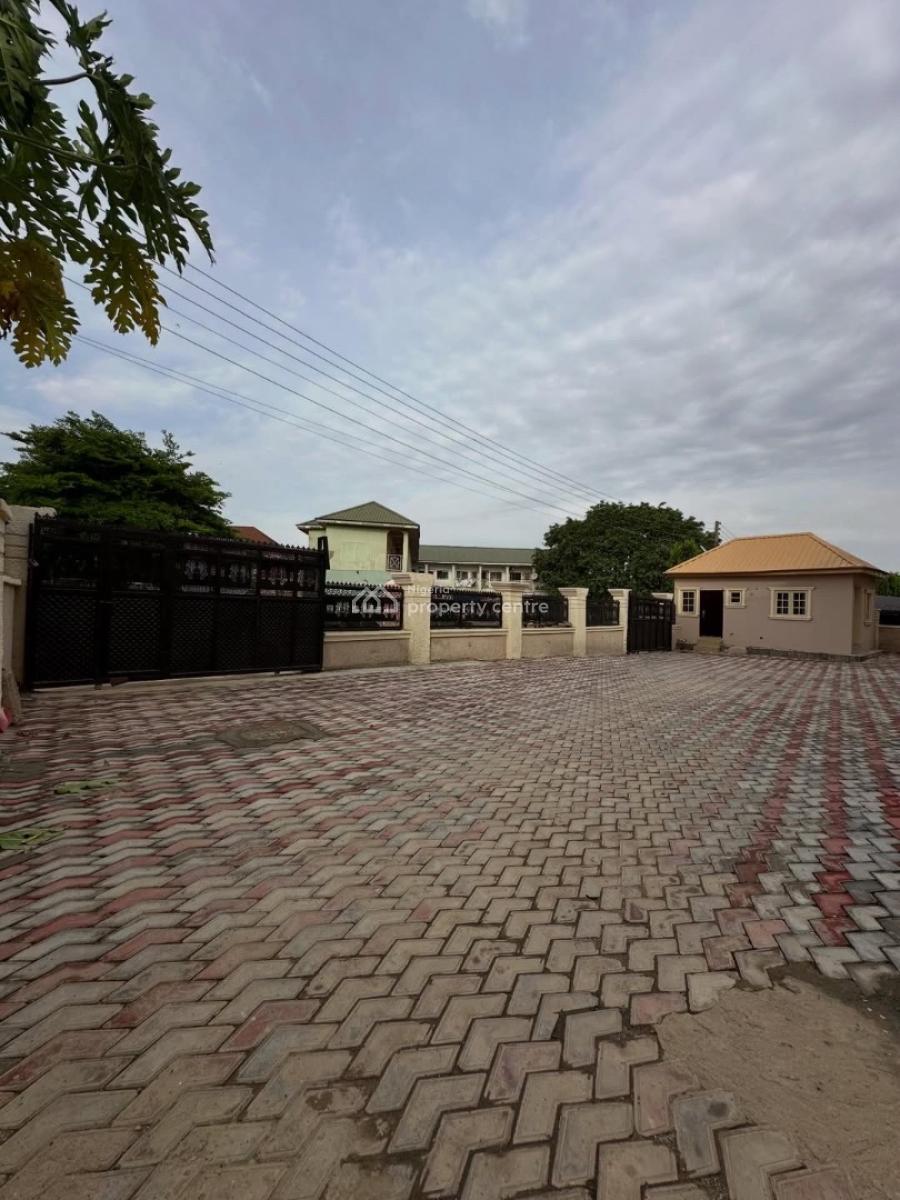 New 4 Units of 3 Bedroom Apartment + 2 Units of Selfcontained, Mabushi, Abuja, Block of Flats for Sale