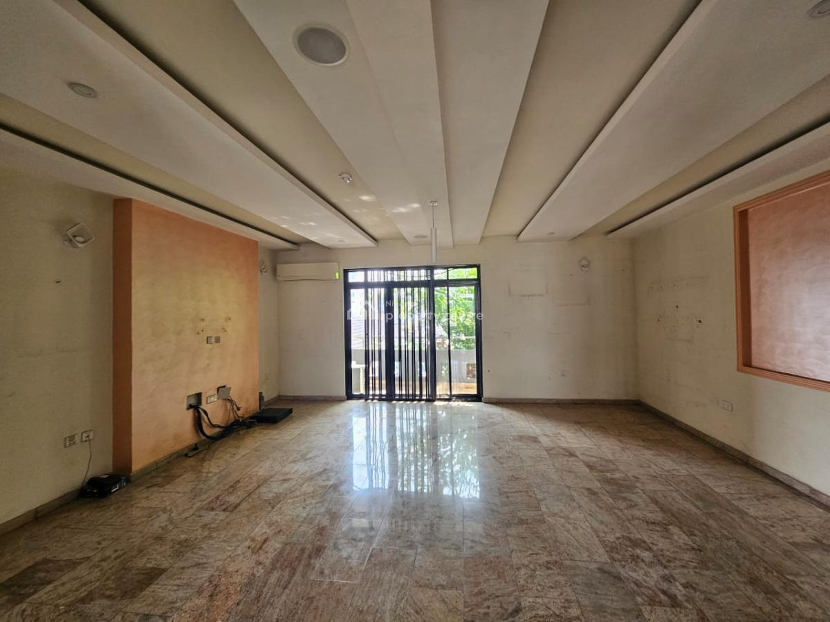 Luxury 3 Bedroom Flat with Bq,swimming Pool and Elevator, Off Durosimi-etti Street, Lekki Phase 1, Lekki, Lagos, Flat / Apartment for Rent