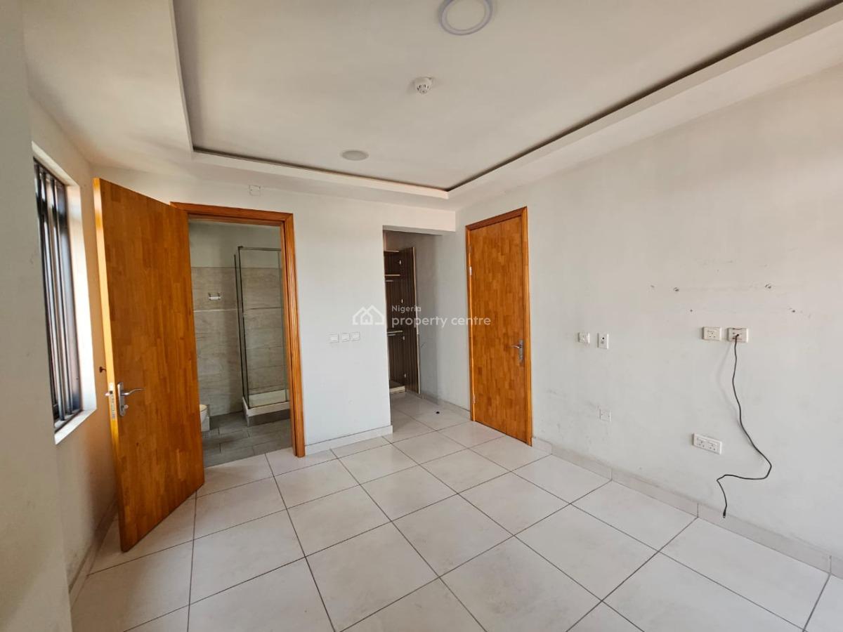 Luxury 3 Bedroom Flat with Bq,swimming Pool and Elevator, Off Durosimi-etti Street, Lekki Phase 1, Lekki, Lagos, Flat / Apartment for Rent