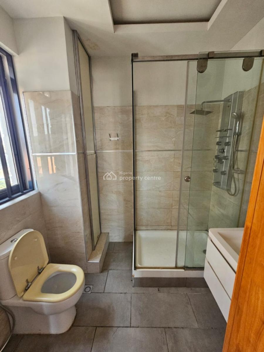 Luxury 3 Bedroom Flat with Bq,swimming Pool and Elevator, Off Durosimi-etti Street, Lekki Phase 1, Lekki, Lagos, Flat / Apartment for Rent