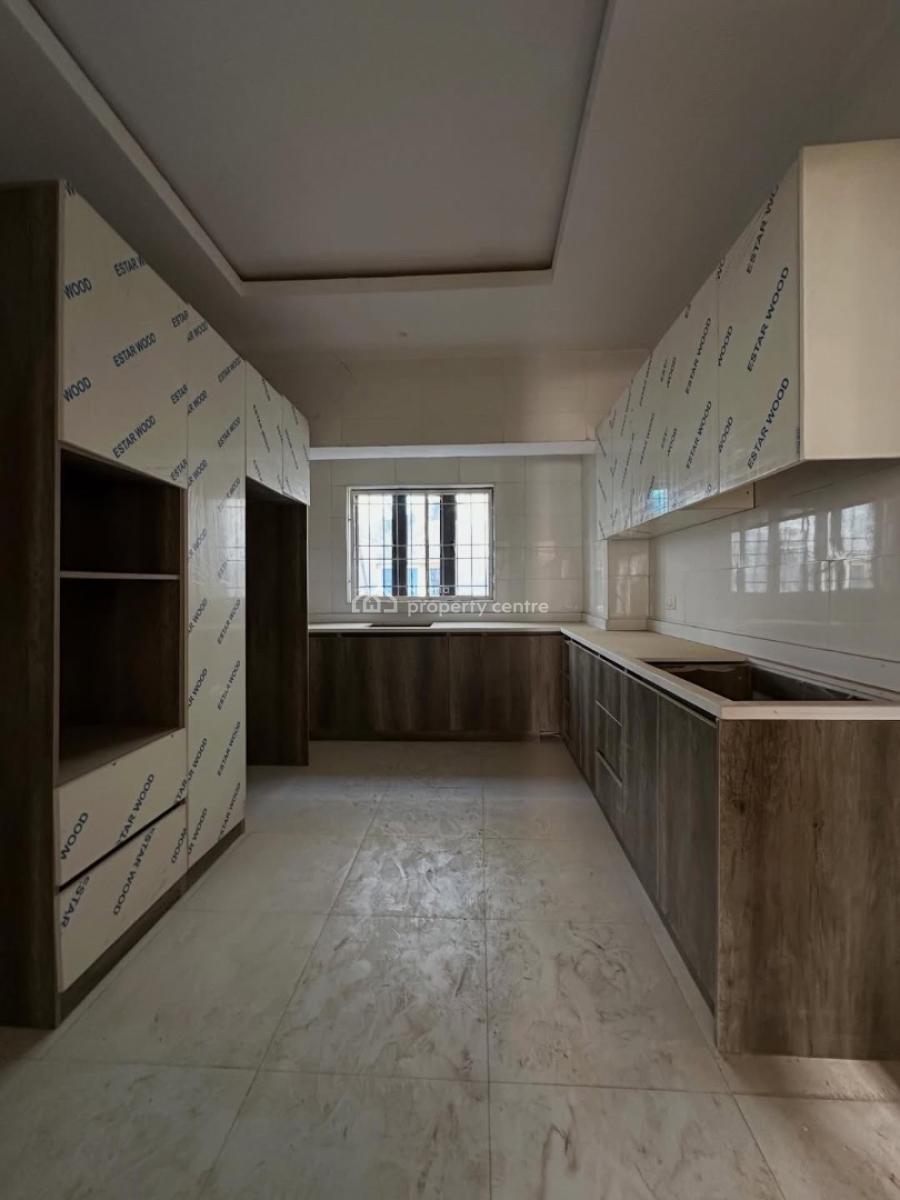 Pristine 3bedroom Terrace with 2room Bq and an Open Terrace, Mabushi, Abuja, Terraced Duplex for Sale
