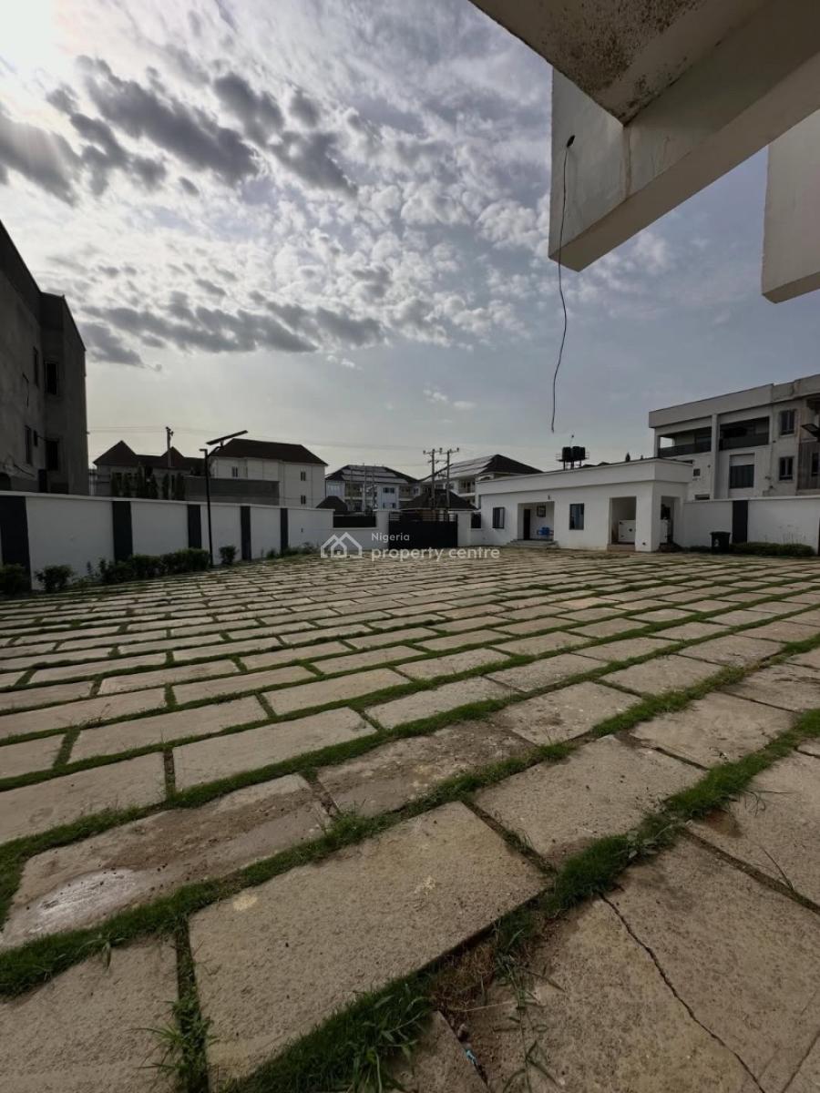Pristine 3bedroom Terrace with 2room Bq and an Open Terrace, Mabushi, Abuja, Terraced Duplex for Sale