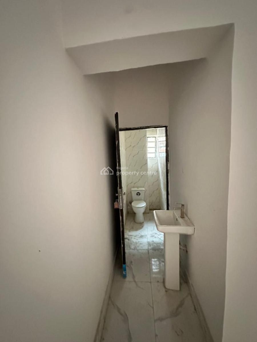 Newly Built 2 Bedroom Apartment in a Good Location, Amuwo Odofin, Festac, Amuwo Odofin, Lagos, Flat / Apartment for Sale