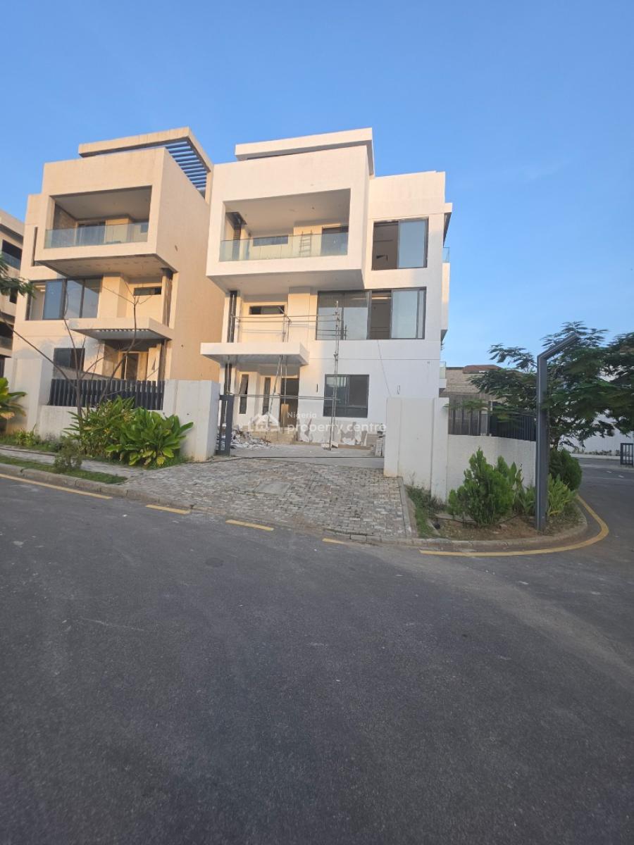 Prime Corner Piece 6-bedroom Ambassadorial Detached Duplex with Bq, Maitama District, Abuja, Detached Duplex for Sale