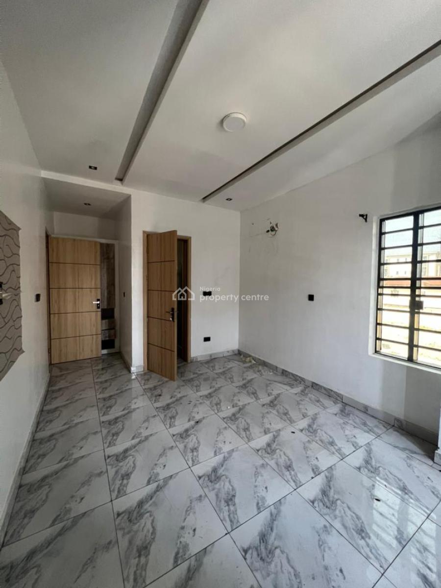 Well-serviced 2-bedroom Apartment with Full Utilities in Prime Ikate, Ikate, Lekki, Lagos, Flat / Apartment for Rent
