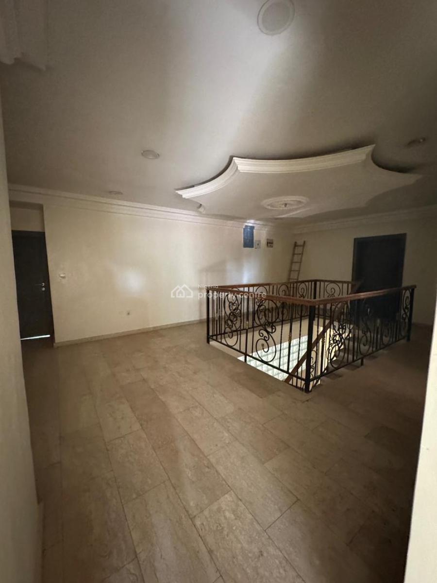 Spacious 5 Bedrooms Detached Duplex. 2 Bedrooms Guest Chalet and 2 Rooms Bq, Maitama District, Abuja, Detached Duplex for Rent