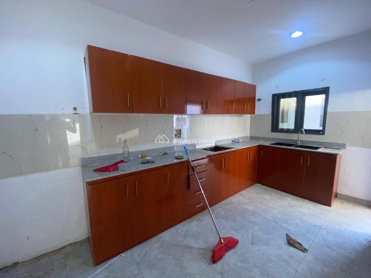 Newly Built, Spacious 3 Bedrooms Apartment, Jahi, Abuja, Flat / Apartment for Rent