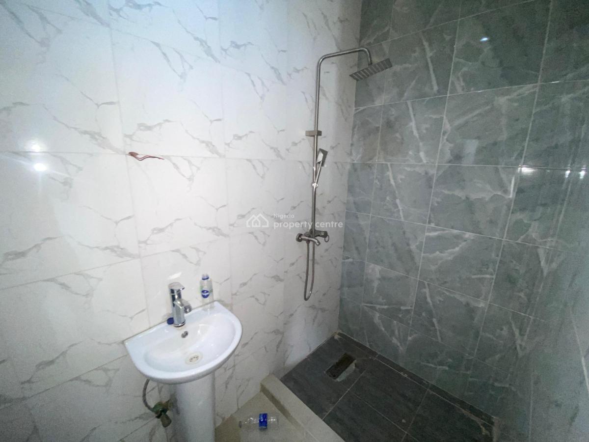 Newly Built, Spacious 3 Bedrooms Apartment, Jahi, Abuja, Flat / Apartment for Rent