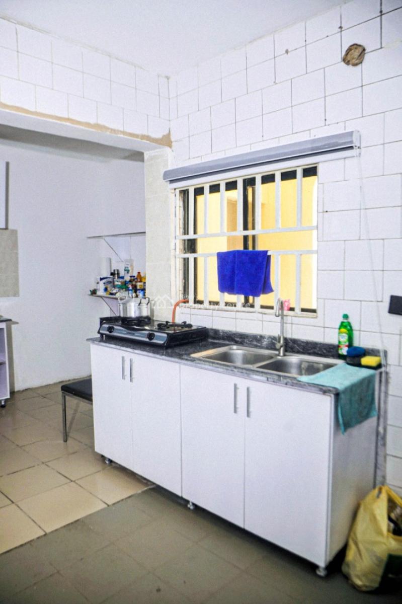 4 Bedroom Shared Apartment, Wuye, Abuja, Flat / Apartment Short Let