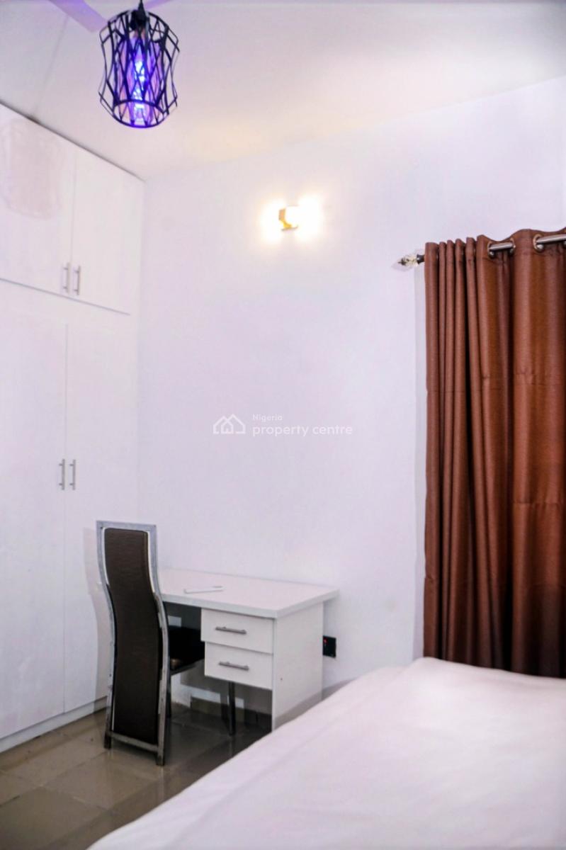 4 Bedroom Shared Apartment, Wuye, Abuja, Flat / Apartment Short Let