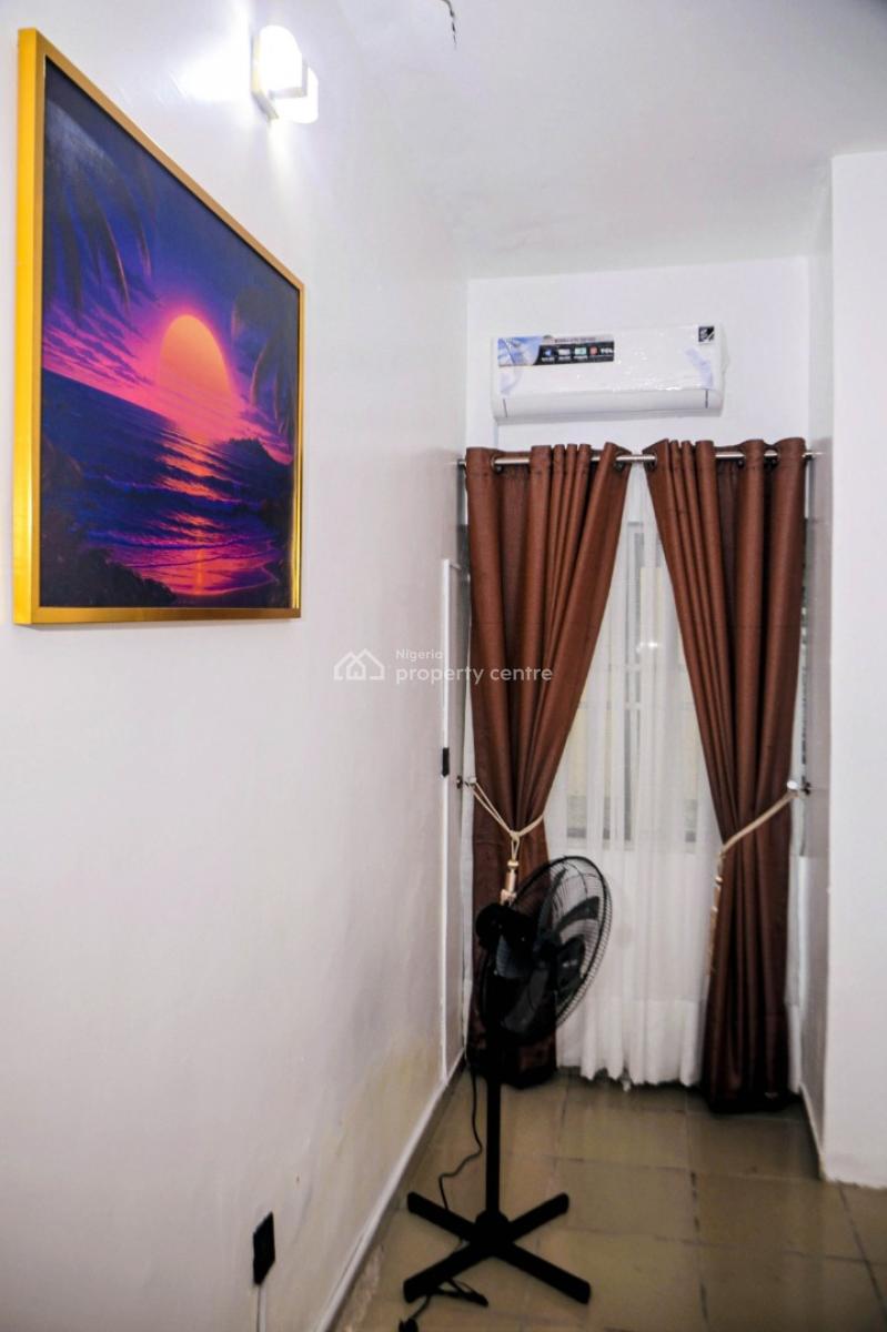 4 Bedroom Shared Apartment, Wuye, Abuja, Flat / Apartment Short Let