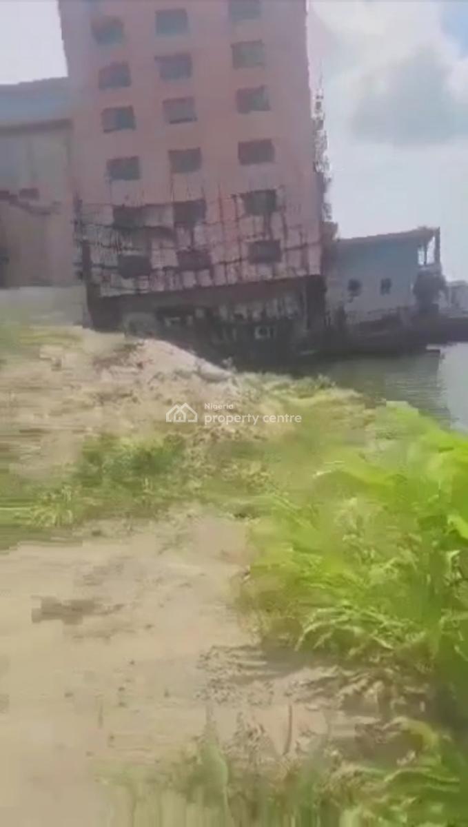a Contiguous 8000sqm Waterfront Land, By Oriental Hotel Road..water Front, Oniru, Victoria Island (vi), Lagos, Mixed-use Land Joint Venture