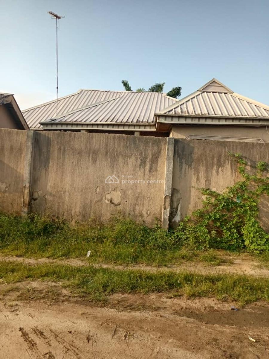 Spacious 3bedroom, Badagry, Lagos, Detached Bungalow for Sale