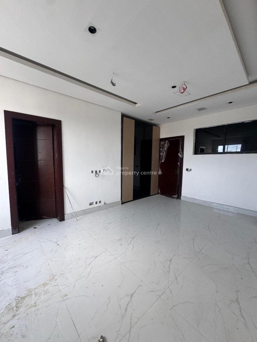 Contemporary 4bedroom Maisonette Home, Old Ikoyi, Ikoyi, Lagos, Flat / Apartment for Sale