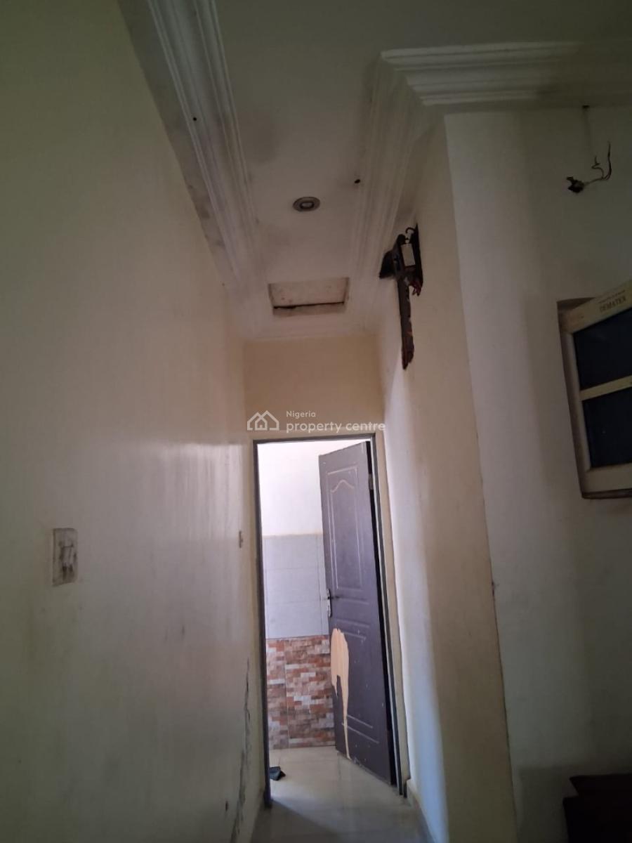 Distress Offer of 3 Bedrooms + Bq Semi-detached Bungalow in Dakwo, Dakwo, Abuja, Semi-detached Bungalow for Sale