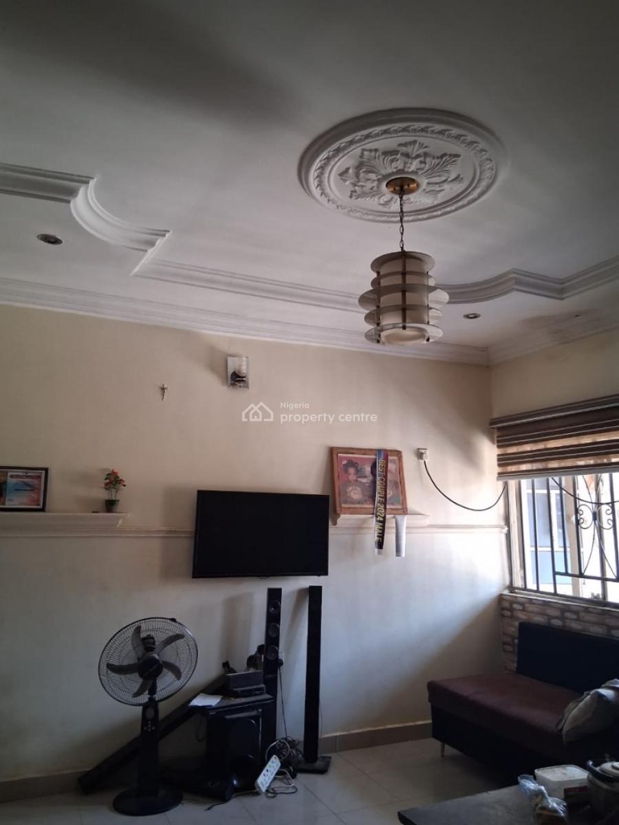 Distress Offer of 3 Bedrooms + Bq Semi-detached Bungalow in Dakwo, Dakwo, Abuja, Semi-detached Bungalow for Sale