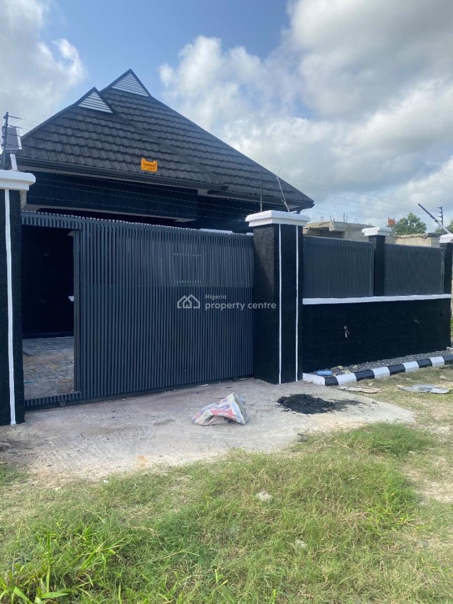 2bedroom Bungalow Comes with 24solar Panels Plus 10kva Lithium Battery, Elesekan, Bogije, Ibeju Lekki, Lagos, Detached Bungalow for Sale