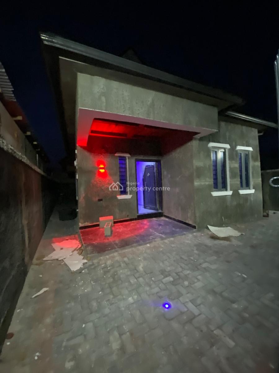 2bedroom Bungalow Comes with 24solar Panels Plus 10kva Lithium Battery, Elesekan, Bogije, Ibeju Lekki, Lagos, Detached Bungalow for Sale