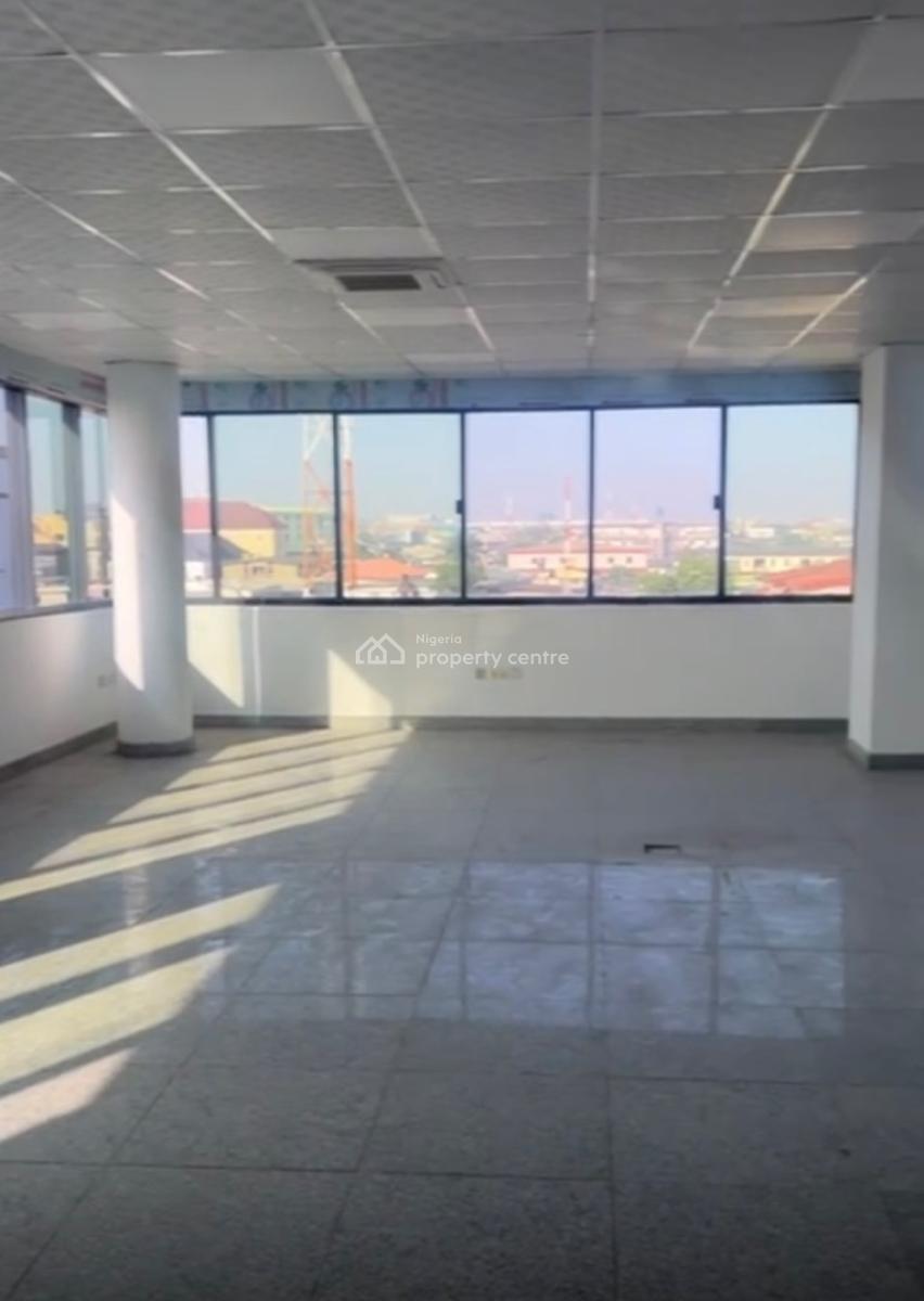 150sqm Open Plan Office, Allen Avenue, Ikeja, Ikeja, Lagos, Office Space for Rent
