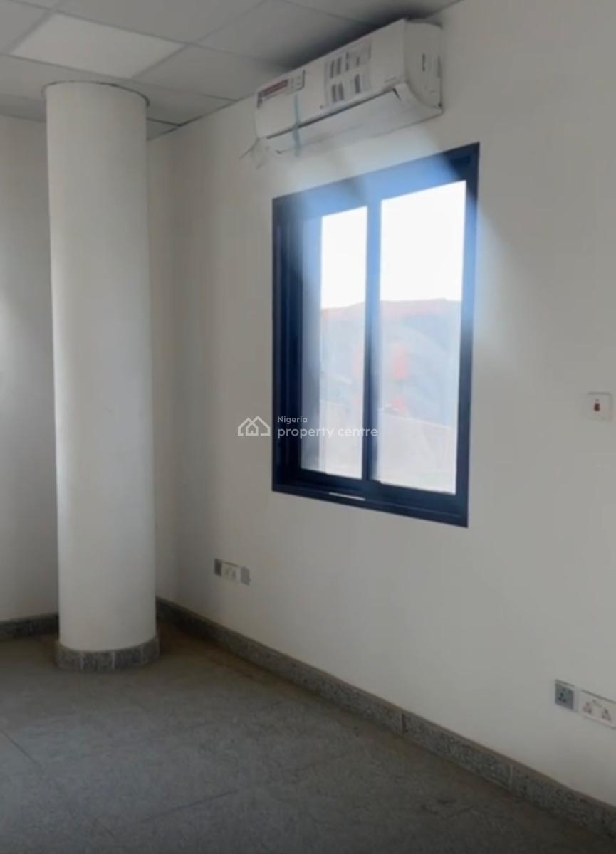 150sqm Open Plan Office, Allen Avenue, Ikeja, Ikeja, Lagos, Office Space for Rent