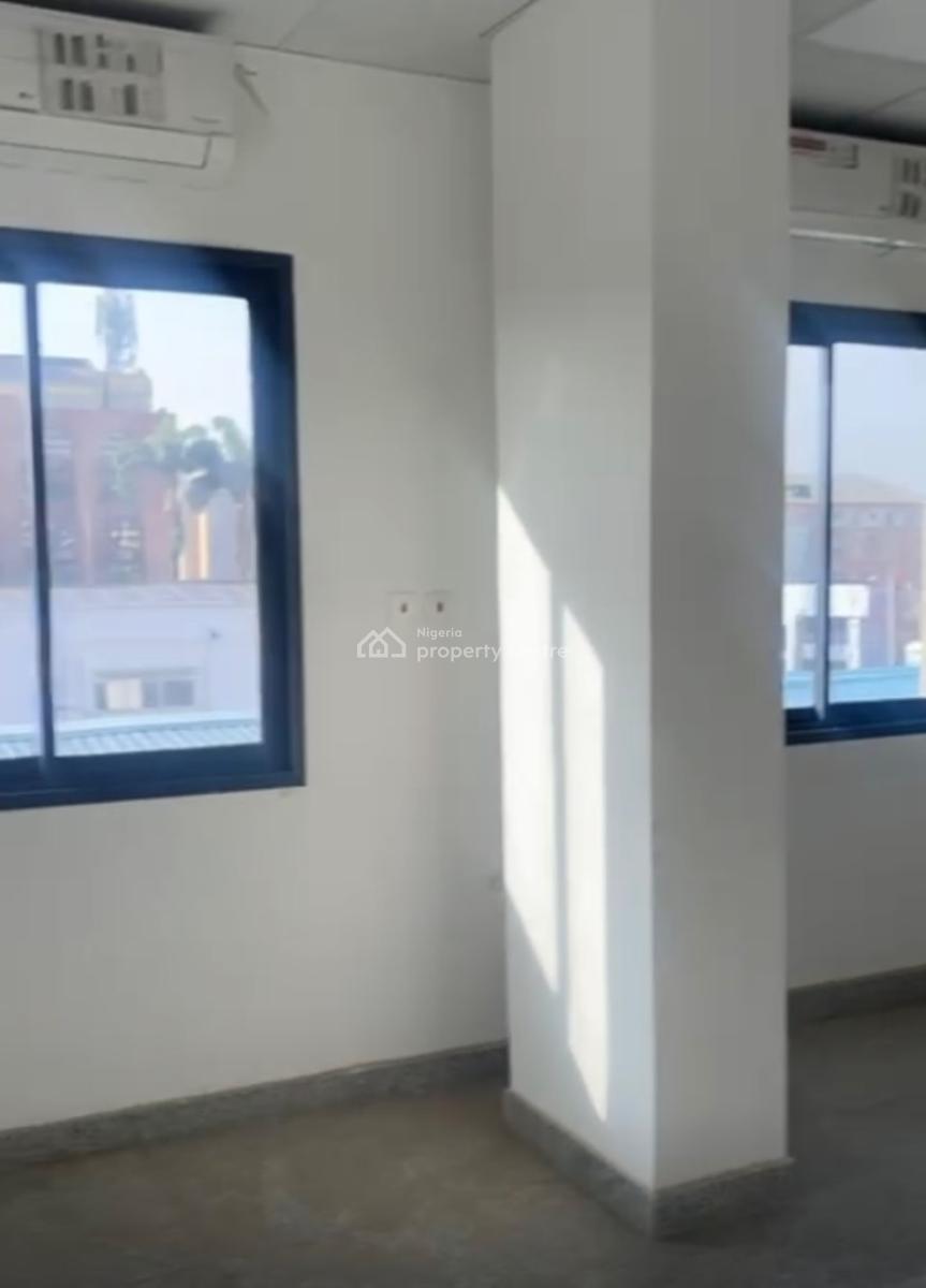 150sqm Open Plan Office, Allen Avenue, Ikeja, Ikeja, Lagos, Office Space for Rent