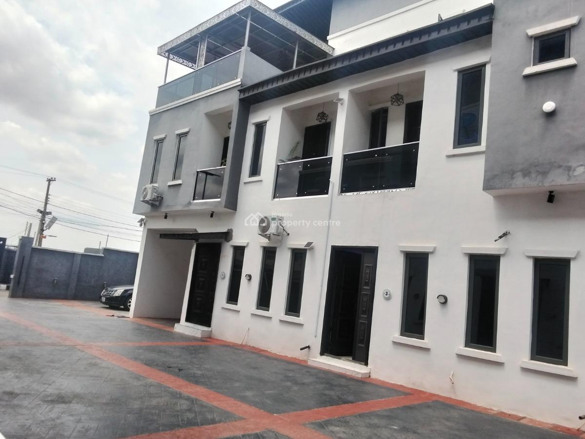 4 Bedroom Terraced Duplex with Bq, in a Call to Access Estate, Gra Phase 1, Magodo, Lagos, Terraced Duplex for Sale
