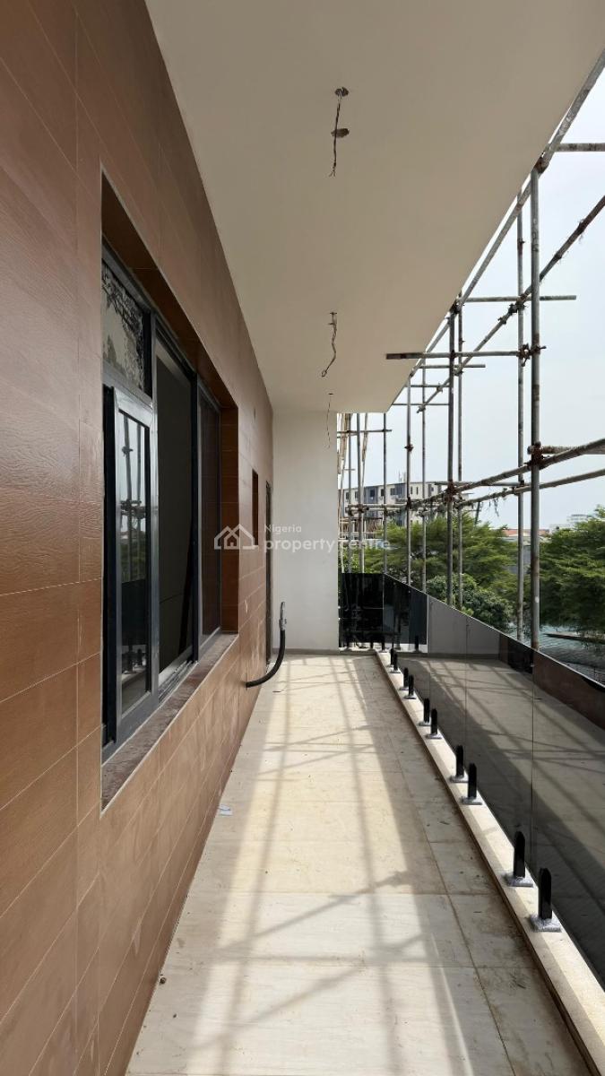 Well Constructed 2 Bedrooms Apartments with a Bq, Lekki Phase 1, Lekki, Lagos, Flat / Apartment for Sale