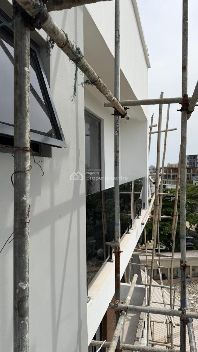 Well Constructed 2 Bedrooms Apartments with a Bq, Lekki Phase 1, Lekki, Lagos, Flat / Apartment for Sale