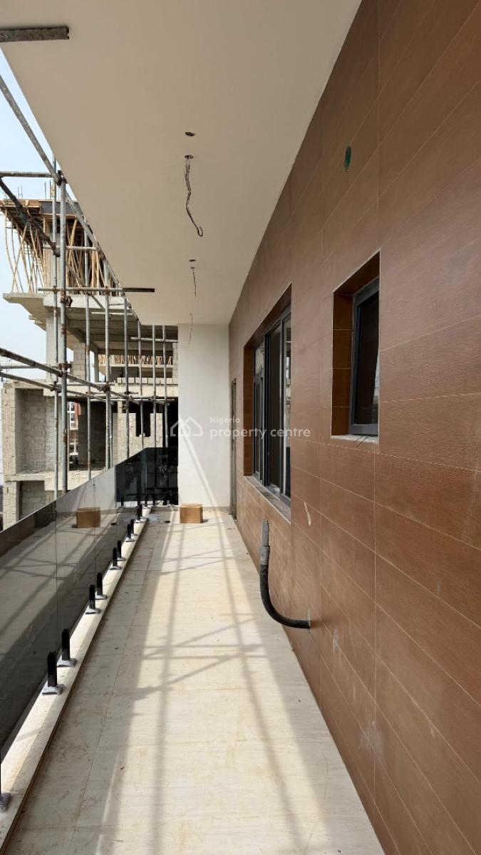 Well Constructed 2 Bedrooms Apartments with a Bq, Lekki Phase 1, Lekki, Lagos, Flat / Apartment for Sale