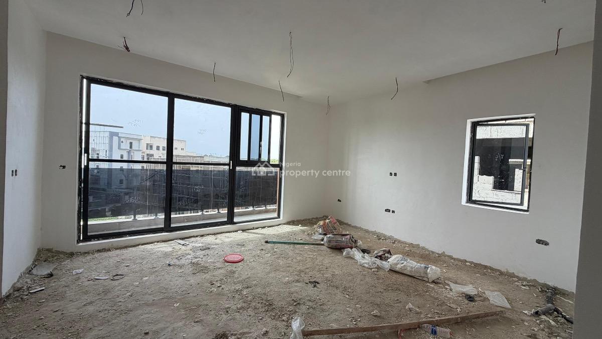 Well Constructed 2 Bedrooms Apartments with a Bq, Lekki Phase 1, Lekki, Lagos, Flat / Apartment for Sale
