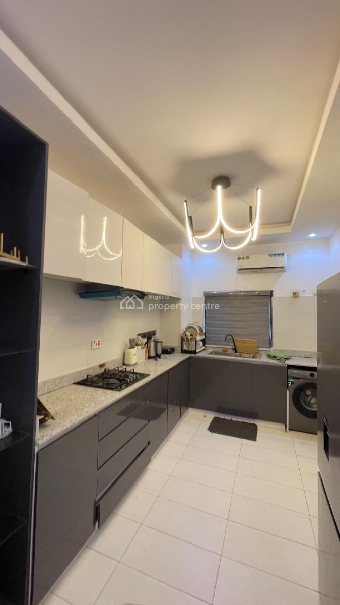 Fully Furnished & Fully Serviced 2-bedroom Apartment, Lekki (right, Lekki Phase 1, Lekki, Lagos, Flat / Apartment for Rent