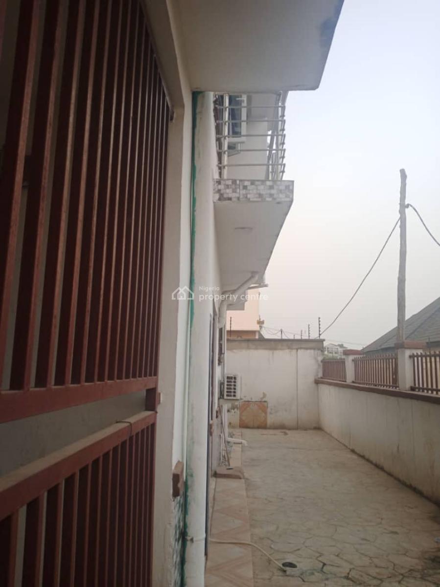 Nice 2 Bedrooms Flat / Apartment in Serene Environment, Magodo Phase 1, Magodo, Lagos, Flat / Apartment for Rent
