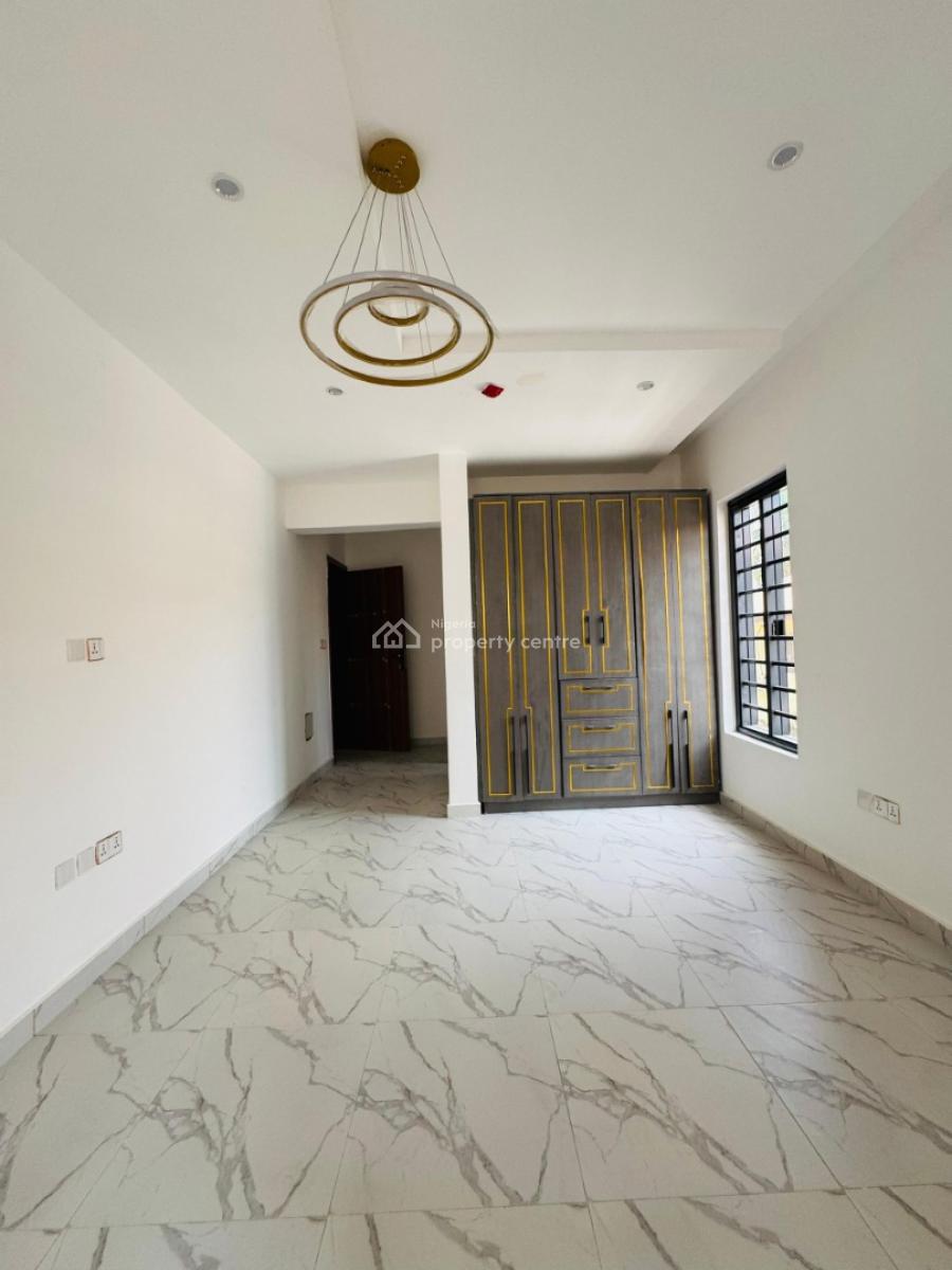 Spaciously Built 5 Bedroom Fully Detached Duplex, Omole Phase 1, Ikeja, Lagos, Detached Duplex for Sale