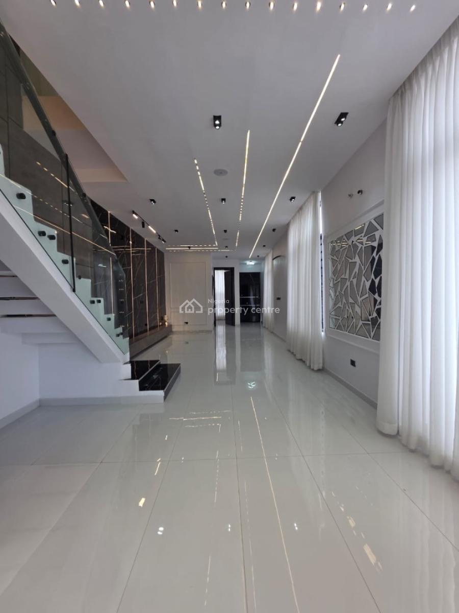 Spacious 5bedroom Fully Detached House with Pool and Bq, Ikota Lekki, Lekki, Lagos, Detached Duplex for Sale