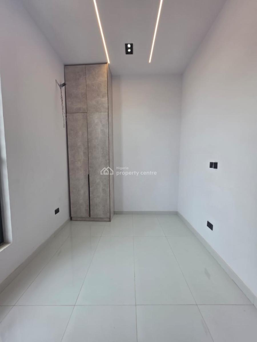 Spacious 5bedroom Fully Detached House with Pool and Bq, Ikota Lekki, Lekki, Lagos, Detached Duplex for Sale
