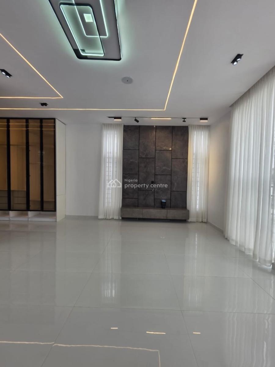 Spacious 5bedroom Fully Detached House with Pool and Bq, Ikota Lekki, Lekki, Lagos, Detached Duplex for Sale