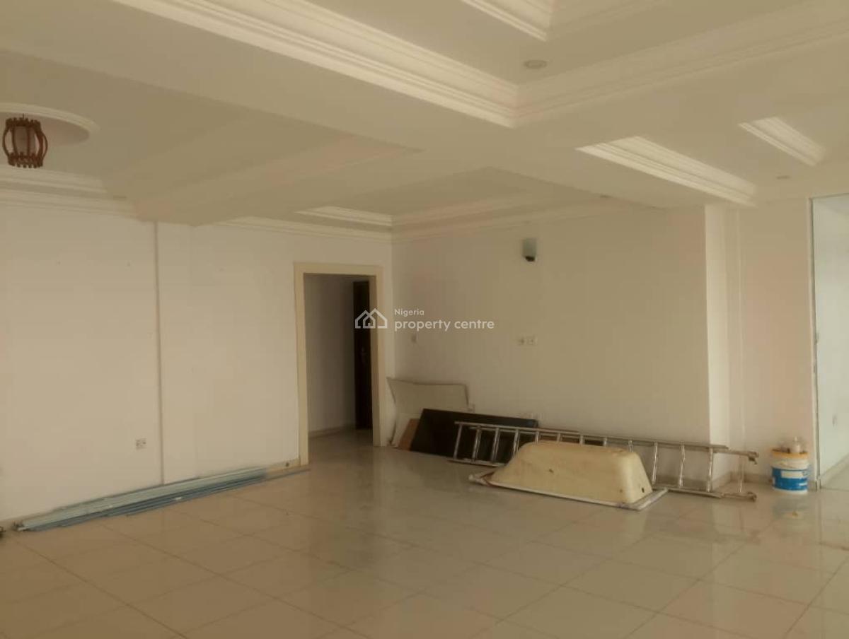 Spacious 2 Bedroom Pent with Swimming Pool, Off Admiralty Way, Lekki Phase 1, Lekki, Lagos, Flat / Apartment for Rent