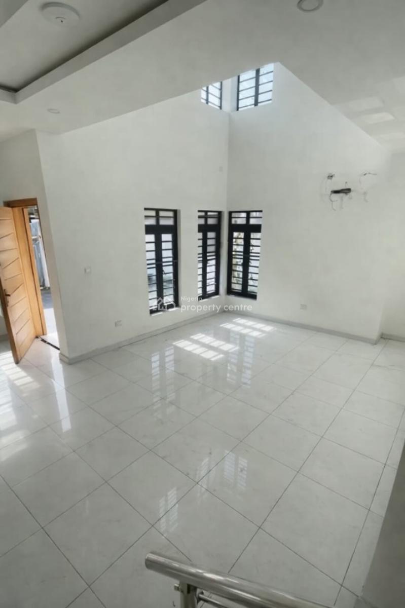 Luxury and 5bedroom Duplex on 2floors with Pool and Bq in an Estate, U3 Estate, Lekki Phase 1, Lekki, Lagos, House for Rent